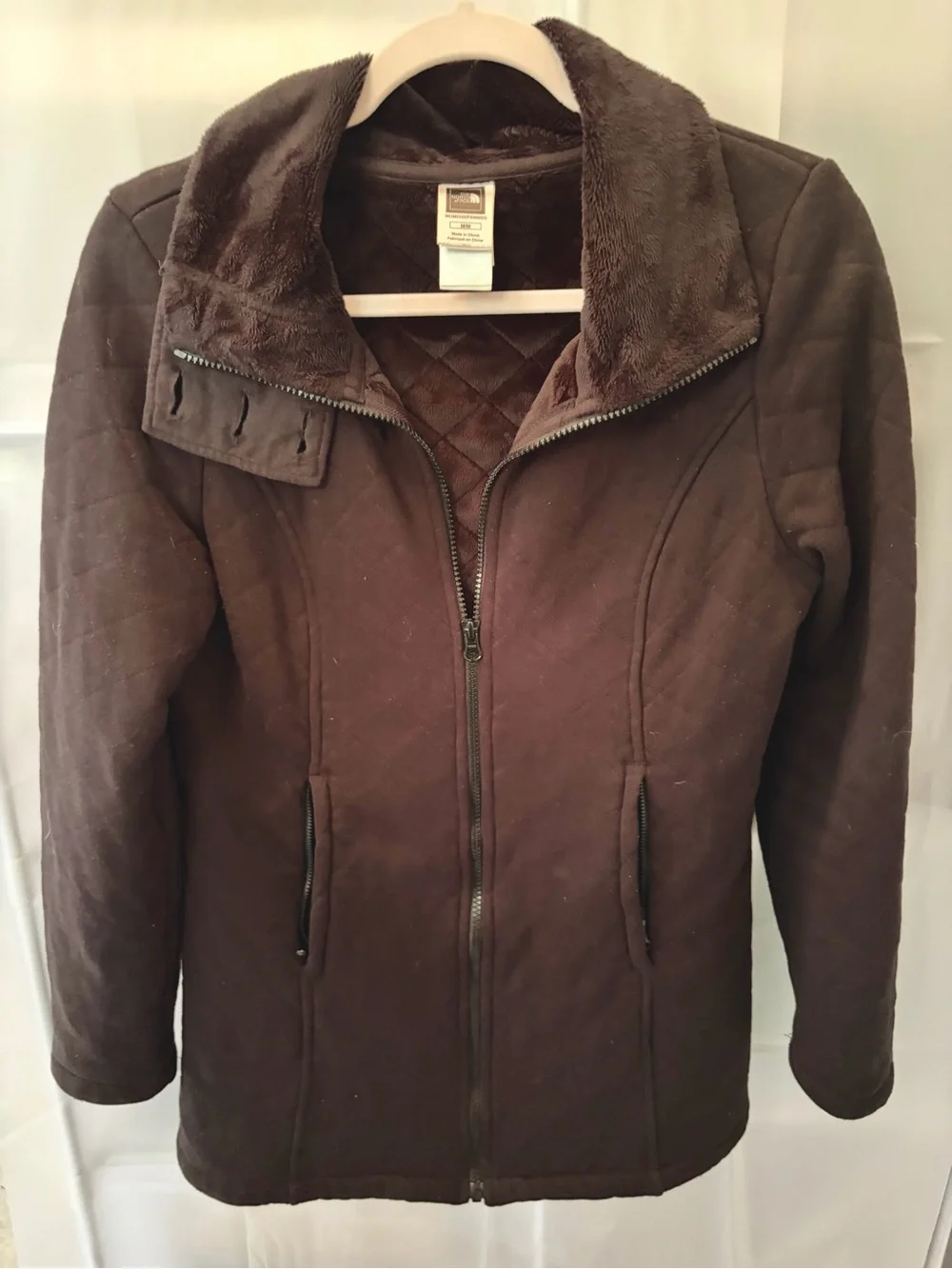 The North Face Women’s Dark Brown Quilted Puffer Jacket with Faux-Fur Collar